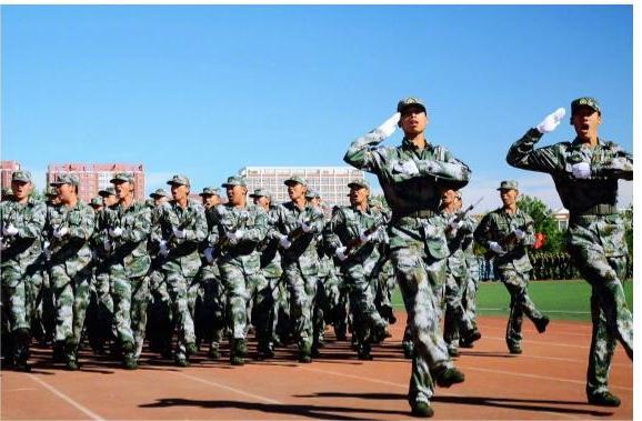 運動訓練（國防教育）